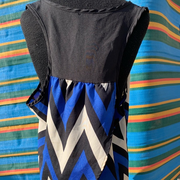 Janette Plus Blouse - Picture 4 of 5